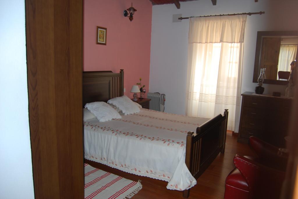 Holiday Home Dona Lola Valverde  Rum bild